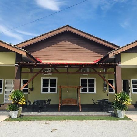 Nipah Homestay Kuala Besut Экстерьер фото