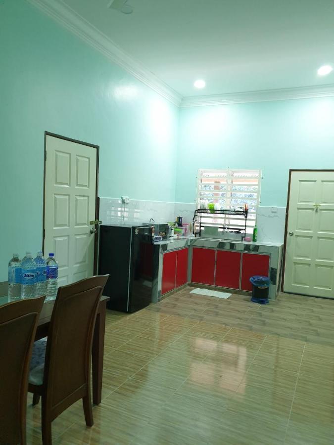Nipah Homestay Kuala Besut Экстерьер фото